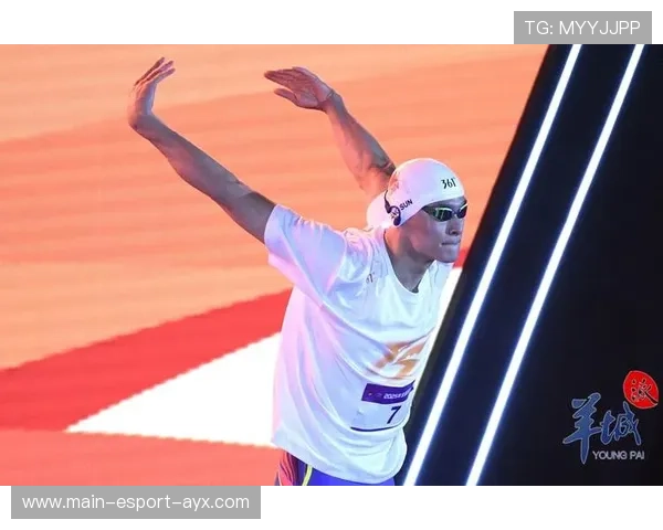 世界游泳锦标赛激战正酣,美国队与澳大利亚队竞争激烈,美国游泳队奥运会金牌 世界游泳锦标赛激战正酣,美国队与澳大利亚队竞争激烈,美国游泳队奥运会金牌