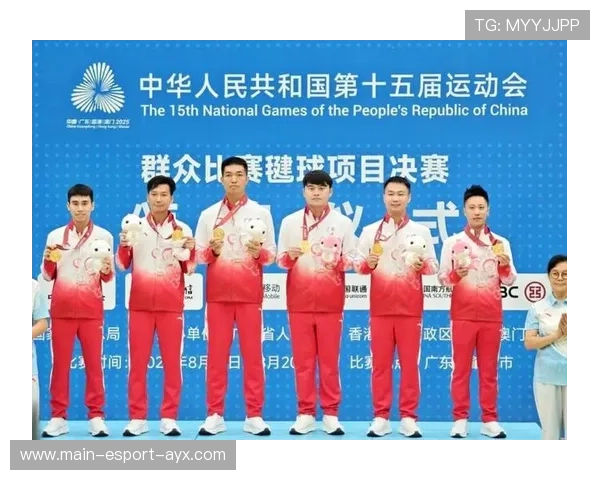 冠军球队球员签约多个商业代言，形象持续放大，冠军球会经理